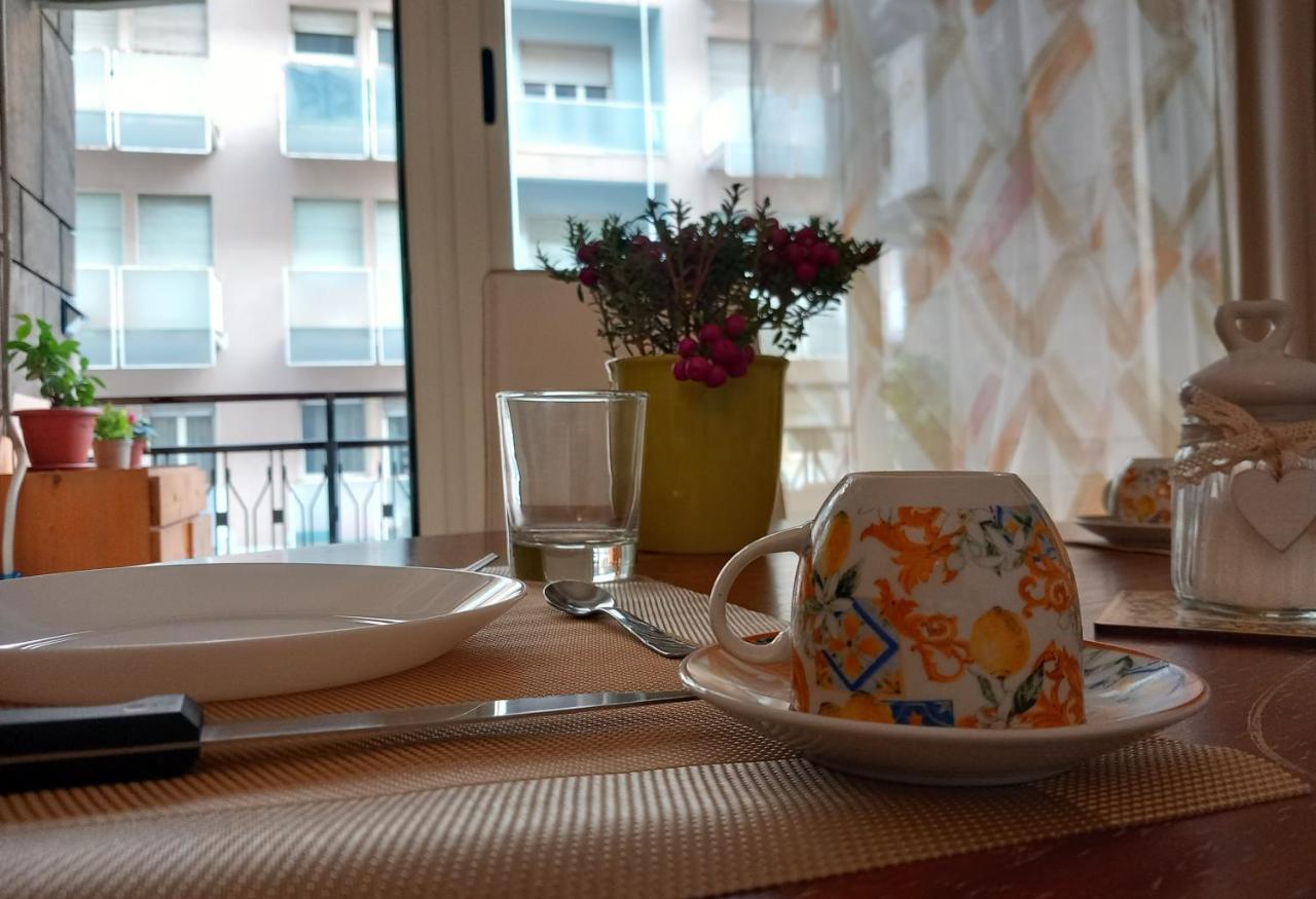 Bed and Breakfast La Valigia Sul Letto Катания Экстерьер фото